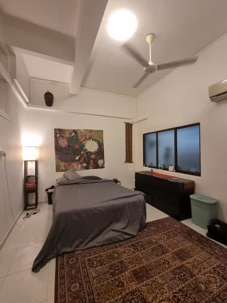 64 Tiong Poh Road, 64 Tiong Poh Road, 2 Bedrooms, 1,250 sqft, Walk-up Apartment For Rent, by James Chui, 24022210 - PropertyGuru.com.sg