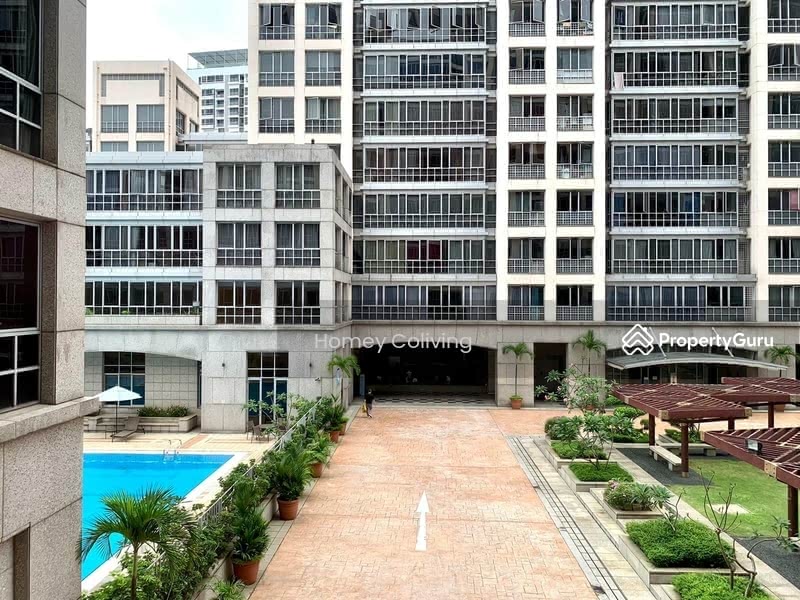 For Rent - UE Square