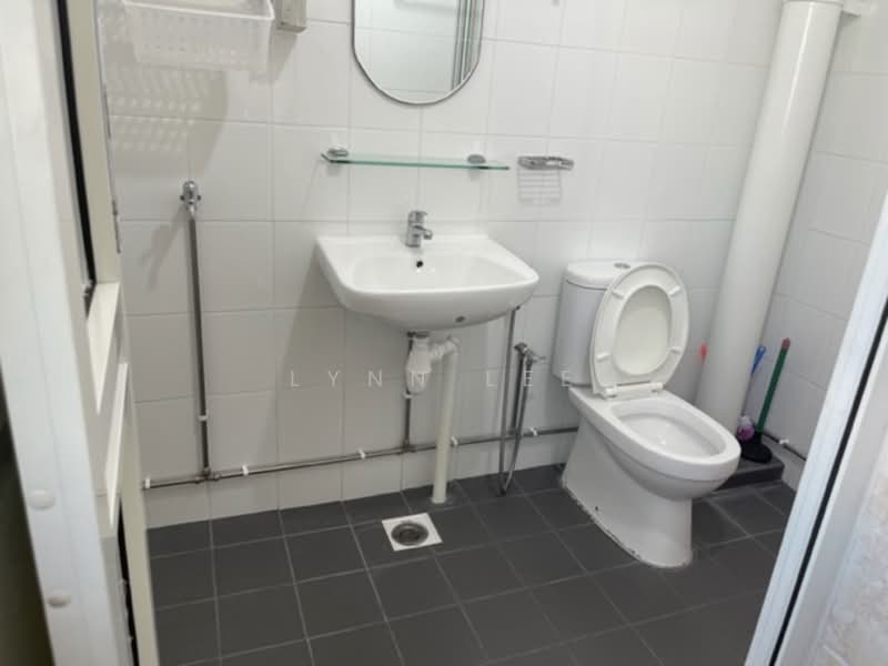 805 Yishun Ring Road, 805 Yishun Ring Road, 3 Bedrooms, 1,076 sqft, HDB Flat For Rent, by Lynn Lee, 24027055 - PropertyGuru.com.sg