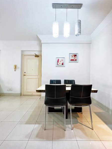 Parkview Apartments, 3 Bukit Batok Street 25, 3 Bedrooms, 1,119 sqft, Apartment For Sale, by Liwen Teo, 24027436 - PropertyGuru.com.sg