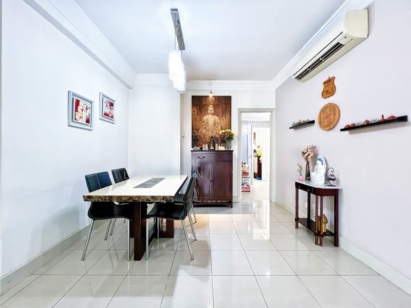 Parkview Apartments, 3 Bukit Batok Street 25, 3 Bedrooms, 1,119 sqft, Apartment For Sale, by Liwen Teo, 24027436 - PropertyGuru.com.sg