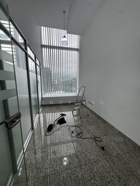 The Central, 8 Eu Tong Sen Street, 646 sqft, Office For Sale, by Sandy Lau, 24028123 - CommercialGuru.com.sg
