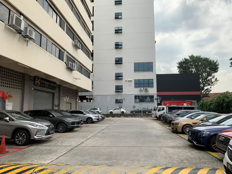 Tong Lee Building, 35 Kallang Pudding Road, 904 sqft, Light Industrial (B1) For Rent, by Walter Lau, 24028764 - Surface car park area - CommercialGuru.com.sg