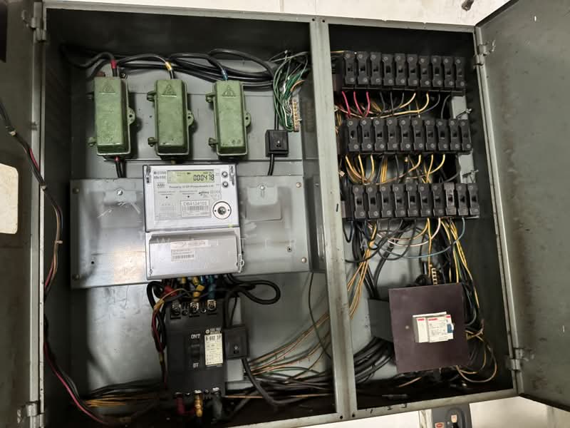 Tong Lee Building, 35 Kallang Pudding Road, 904 sqft, Light Industrial (B1) For Rent, by Walter Lau, 24028764 - Power supply - READY - CommercialGuru.com.sg