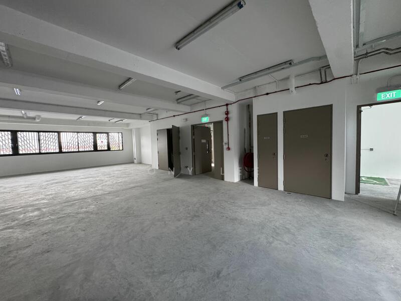 Senang crescent, Senang cresent, 12,000 sqft, Light Industrial (B1) For Sale, by Tony Lee, 24028968 - CommercialGuru.com.sg
