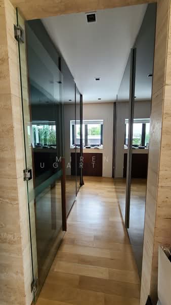 Raffles Park, , 5 Bedrooms, 6,500 sqft, Bungalow House For Rent, by Miren Ugarte de Brito, 24029197 - PropertyGuru.com.sg