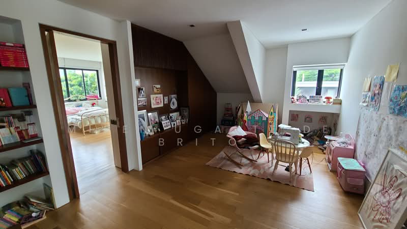 Raffles Park, , 5 Bedrooms, 6,500 sqft, Bungalow House For Rent, by Miren Ugarte de Brito, 24029197 - PropertyGuru.com.sg