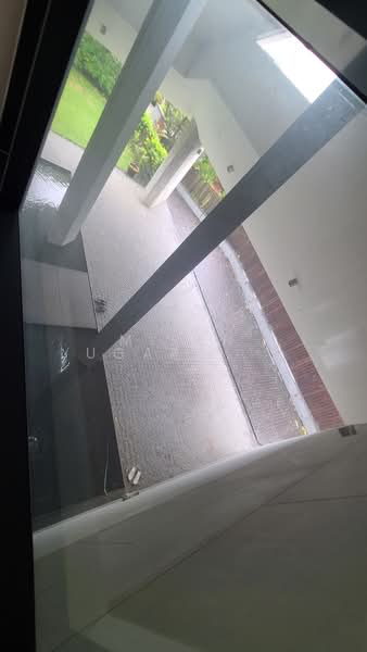 Raffles Park, , 5 Bedrooms, 6,500 sqft, Bungalow House For Rent, by Miren Ugarte de Brito, 24029197 - PropertyGuru.com.sg