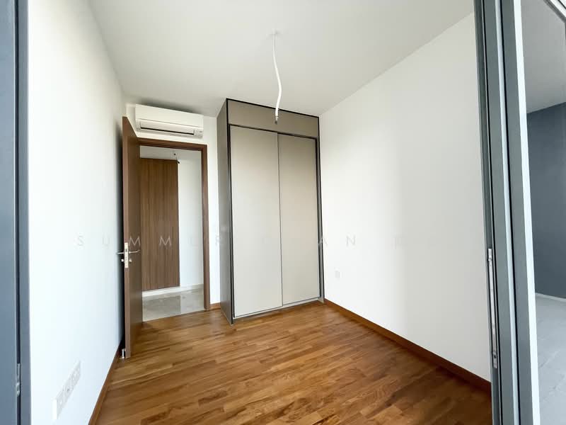 Stirling Residences, 21 Stirling Road, 3 Bedrooms, 1,055 sqft, Apartment For Rent, by Summer Chan 陈贤玲, 24029902 - PropertyGuru.com.sg