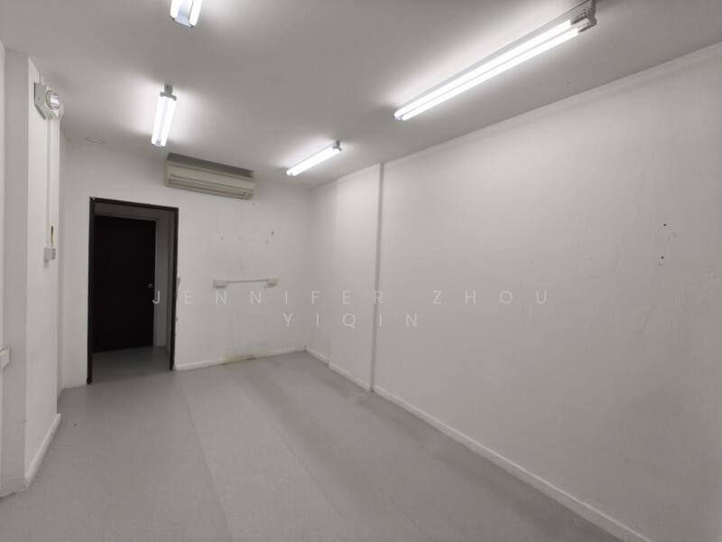 51 Lorong 6 Toa Payoh, 51 Lorong 6 Toa Payoh, Balestier / Toa Payoh, 300 sqft, Shop / Shophouse For Rent, by Jennifer Zhou Yiqin, 24029974 - CommercialGuru.com.sg