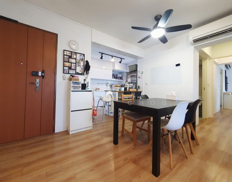208B Clementi Avenue 6, 208B Clementi Avenue 6, 3 Bedrooms, 1,001 sqft, HDB Flat For Rent, by Yiping Choo, 24030141 - PropertyGuru.com.sg