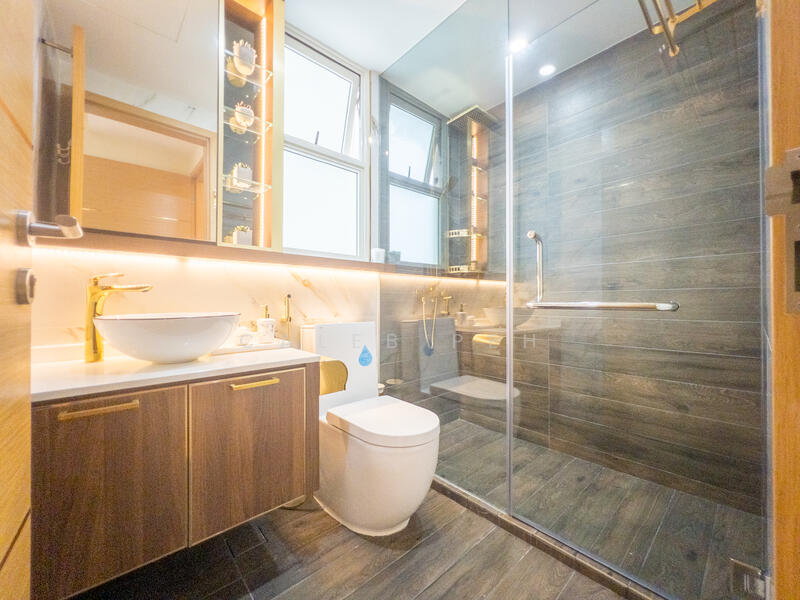 For Sale - Vacanza @ East