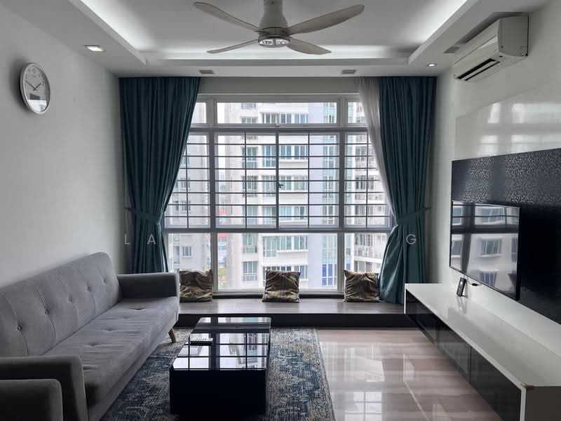 Casablanca, 21 Rosewood Drive, Admiralty / Woodlands, 2 Bedrooms, 947 sqft, Condominium For Rent, by Lawrence Ang, 24034705 - Living Room - PropertyGuru.com.sg