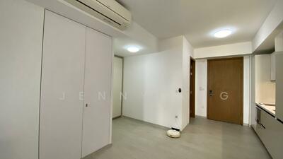 For Sale - V on Shenton