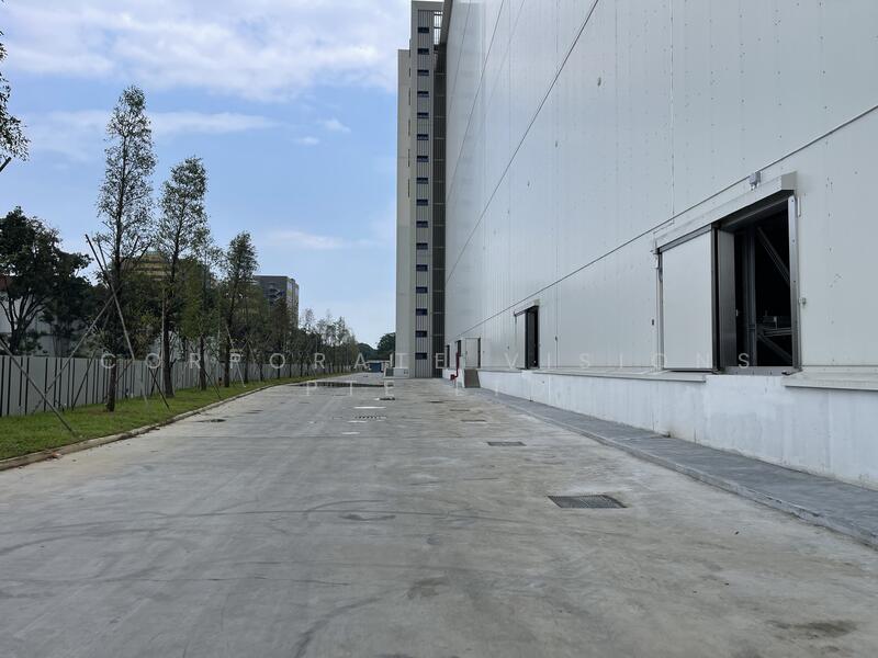 Food Factory Central Kitchen Food Storage 20,000 / 100,000sqft Senoko Woodland, Other Sizes 1330 / 1545 / 2025 / 8240sqft Call 96858829, 20,000 sqft, Factory / Workshop (B2) For Rent, by CHEE SHY RONG (RONN), 24035403 - CommercialGuru.com.sg