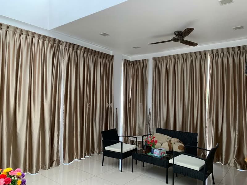 Yio Chu Kang terrace studio, Yio chu kang, 1 Bedroom, 700 sqft, Corner Terrace For Rent, by Kim Lee, 24036555 - PropertyGuru.com.sg