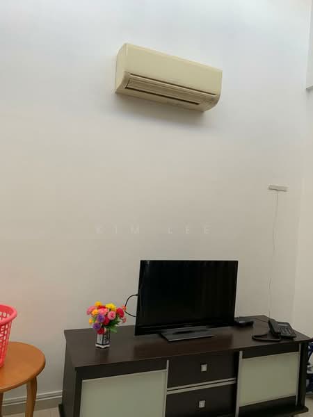 Yio Chu Kang terrace studio, Yio chu kang, 1 Bedroom, 700 sqft, Corner Terrace For Rent, by Kim Lee, 24036555 - PropertyGuru.com.sg