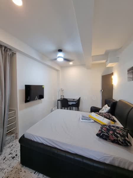82 Tiong Poh Road, 82 Tiong Poh Road, Studio, 300 sqft, Walk-up Apartment For Rent, by James Chui, 24038216 - PropertyGuru.com.sg