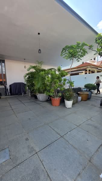 Serangoon Garden Estate, Chartwell Drive, 6 Bedrooms, 5,200 sqft, Detached House For Rent, by Florence Loh, 24038356 - PropertyGuru.com.sg