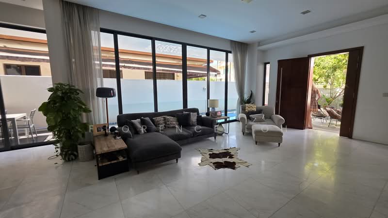 Serangoon Garden Estate, Chartwell Drive, 6 Bedrooms, 5,200 sqft, Detached House For Rent, by Florence Loh, 24038356 - PropertyGuru.com.sg