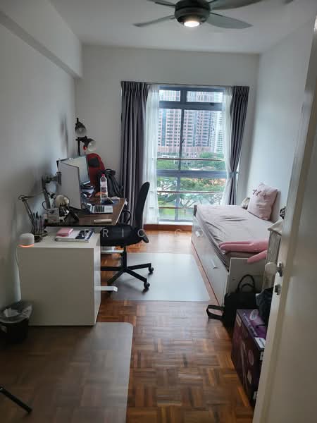Emerald Park, 2 Indus Road, 2 Bedrooms, 1,012 sqft, Condominium For Rent, by Eric Goh, 24039210 - PropertyGuru.com.sg