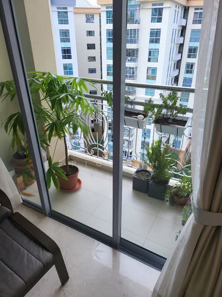 Emerald Park, 2 Indus Road, 2 Bedrooms, 1,012 sqft, Condominium For Rent, by Eric Goh, 24039210 - PropertyGuru.com.sg