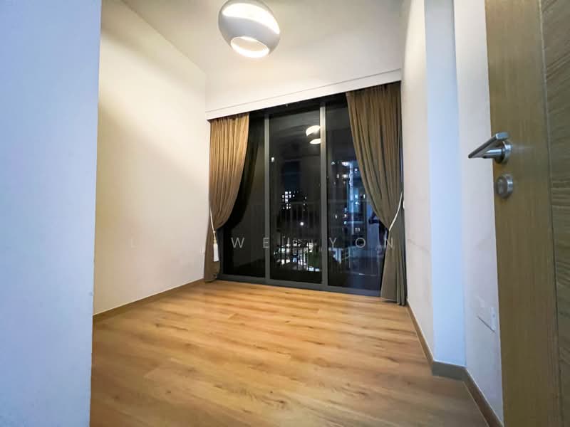 Coco Palms, 11 Pasir Ris Grove, 4 Bedrooms, 1,378 sqft, Condominium For Rent, by Loh Wei Yong, 24039312 - PropertyGuru.com.sg