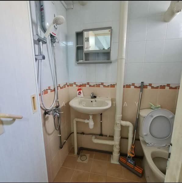 61 Telok Blangah Heights, 61 Telok Blangah Heights, 2 Bedrooms, 721 sqft, HDB Flat For Rent, by Claire Tay, 24039326 - PropertyGuru.com.sg