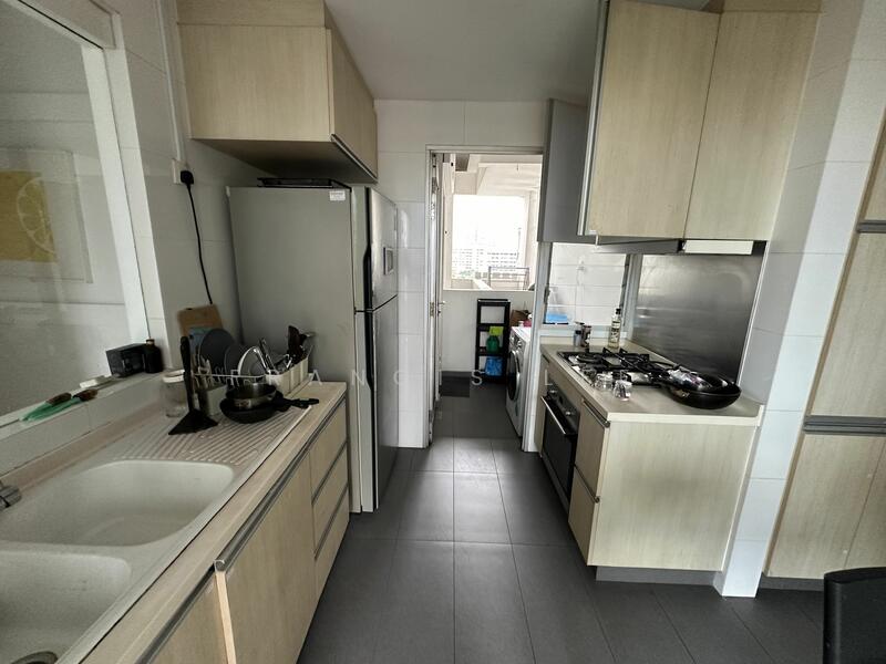 The Parc Condominium, 3 West Coast Walk, Room Rental, 120 sqft, Condominium For Rent, by Francis Lee, 24039557 - PropertyGuru.com.sg