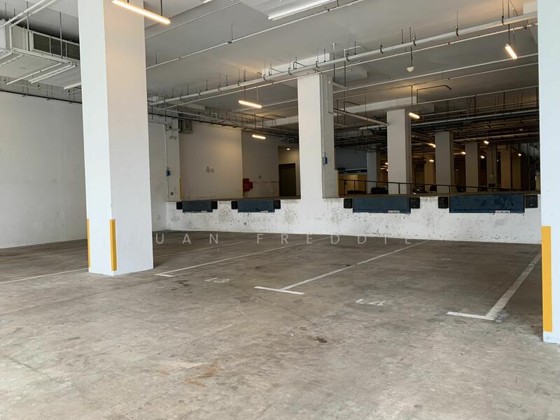 Various B1 Fully Fitted Ramp-up units for Rent @ Pasir Panjang, 100G Pasir Panjang Road, 1,800 sqft, Light Industrial (B1) For Rent, by Fuan Freddie, 24040721 - CommercialGuru.com.sg