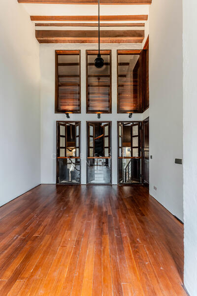 For Sale - Emerald Hill Road