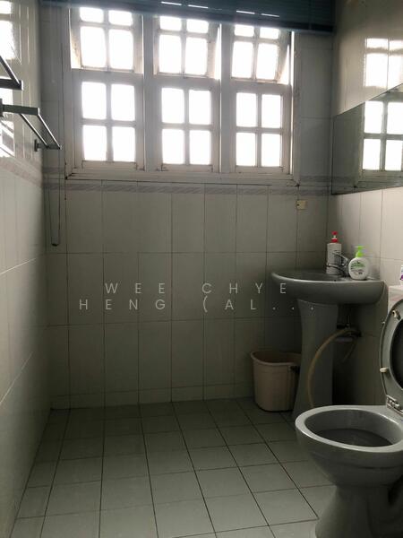 For Rent - Kilat Centre