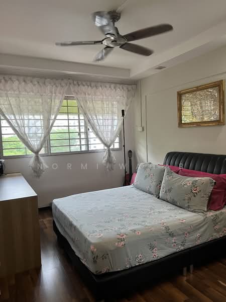 416 Jurong West Street 42, 416 Jurong West Street 42, 3 Bedrooms, 1,431 sqft, HDB Flat For Sale, by Normi Wahab, 24042727 - PropertyGuru.com.sg