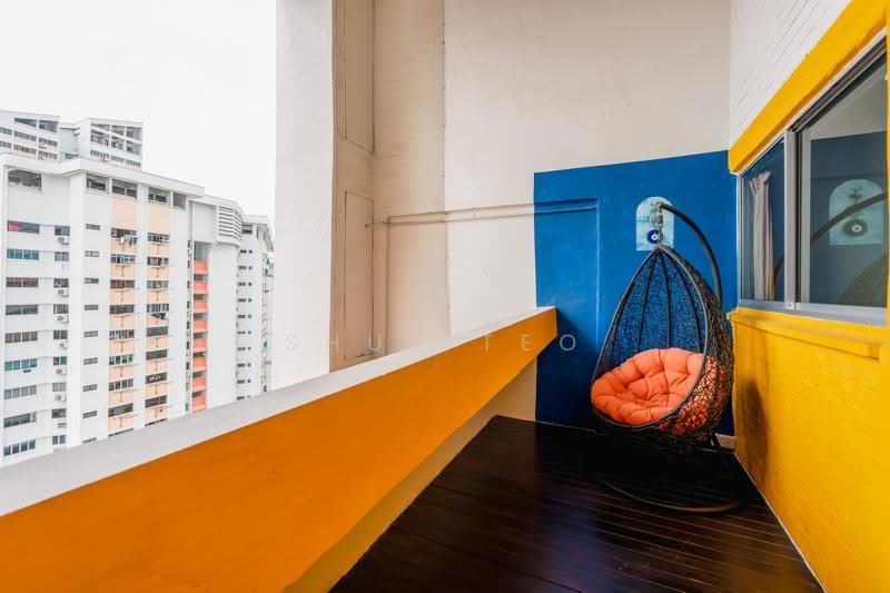137 Potong Pasir Avenue 3, 137 Potong Pasir Avenue 3, Macpherson / Potong Pasir, 3 Bedrooms, 1,603 sqft, HDB Flat For Sale, by Shuz Teo, 24043407 - Balcony - PropertyGuru.com.sg