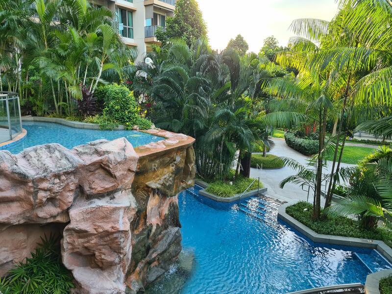 Kids Pool 1 with Waterfall backdrop