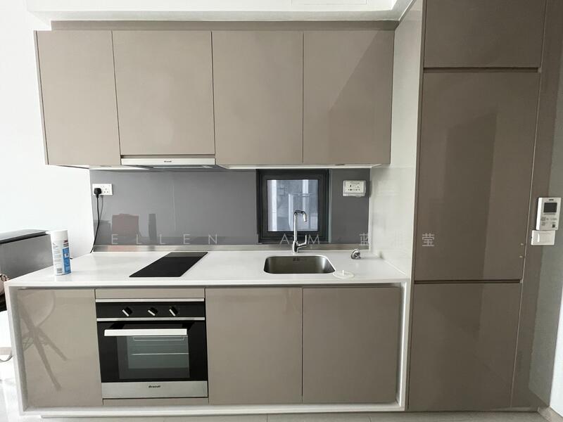 J Gateway, 2 Gateway Drive, Boon Lay / Jurong / Tuas, 1 Bedroom, 474 sqft, Condominium For Rent, by Ellen Lam 蓝湘莹, 24044420 - PropertyGuru.com.sg