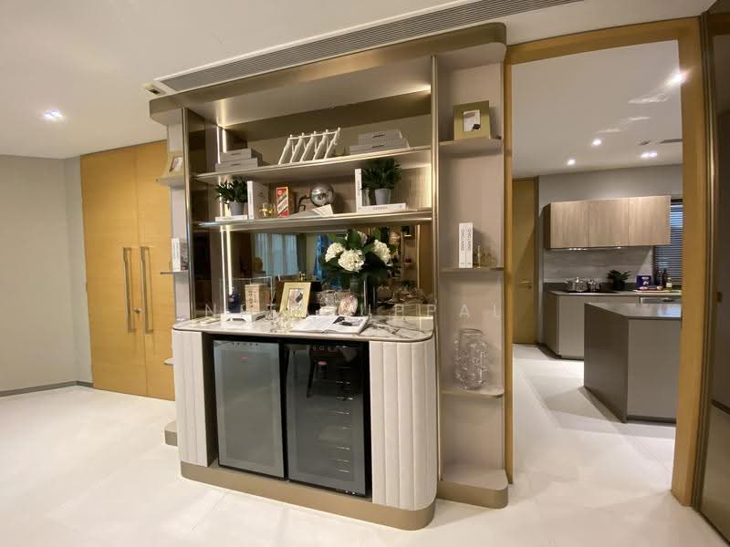 Cliveden at Grange, 100 Grange Road, Tanglin / Holland / Bukit Timah, 4 Bedrooms, 2,842 sqft, Condominium For Sale, by Nita Uppal, 24044470 - PropertyGuru.com.sg