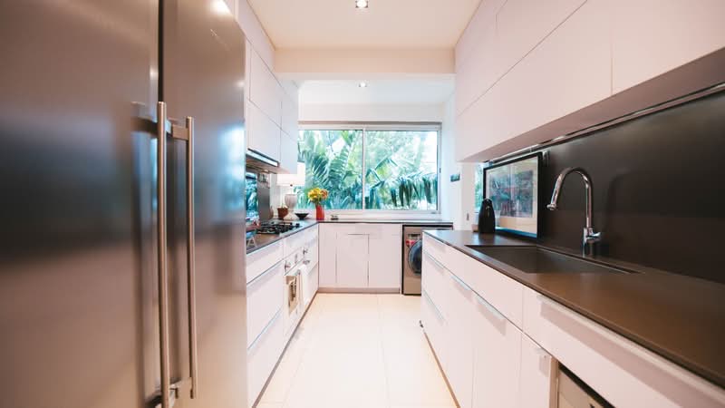 Holland Court, 144 Holland Road, 3 Bedrooms, 1,948 sqft, Apartment For Rent, by Anne Ho, 24045340 - PropertyGuru.com.sg