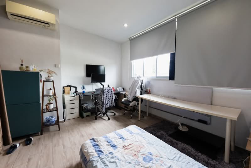Loyang Villas, Loyang Rise, 5 Bedrooms, 2,700 sqft, Terraced House For Sale, by Bryan Ng, 24045483 - PropertyGuru.com.sg