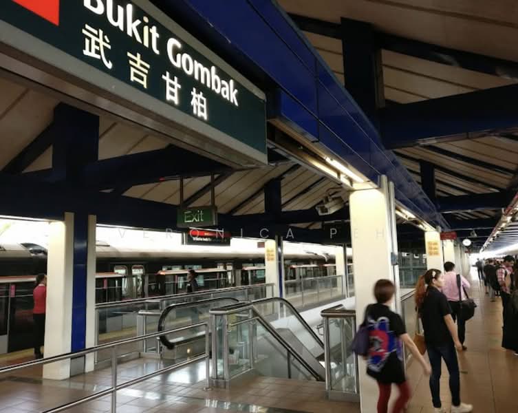 530 Bukit Batok Street 51, 530 Bukit Batok Street 51, 3 Bedrooms, 904 sqft, HDB Flat For Rent, by Veronica Peh, 24045988 - PropertyGuru.com.sg