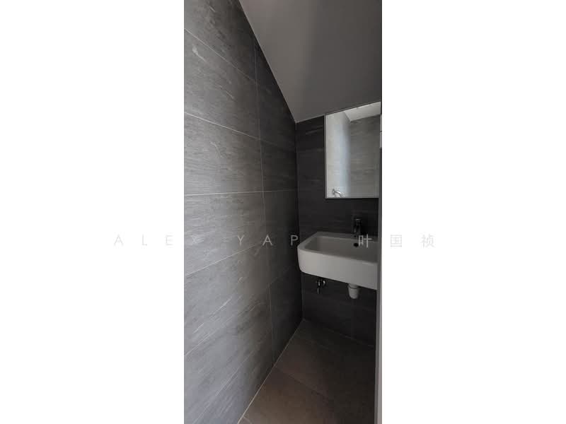 The Flow @ East Coast, 66 East Coast Road, 646 sqft, Mall Shop For Rent, by Alex Yap 叶国祯, 24046587 - CommercialGuru.com.sg