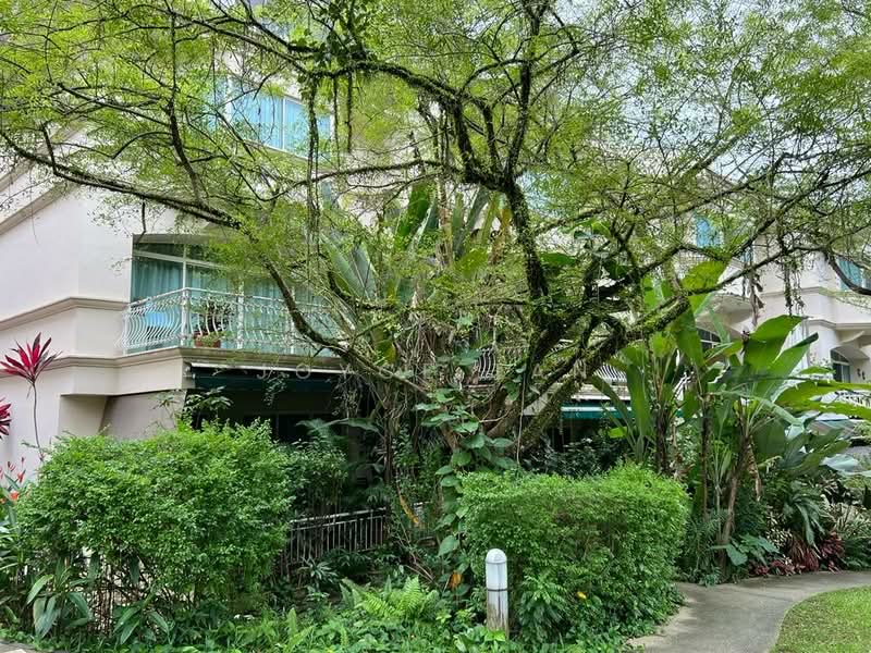 Sommerville Park, 87 Farrer Drive, Tanglin / Holland / Bukit Timah, 4 Bedrooms, 4,300 sqft, Condominium For Rent, by Joyce Tan, 24046748 - A green oasis at the private patio - PropertyGuru.com.sg