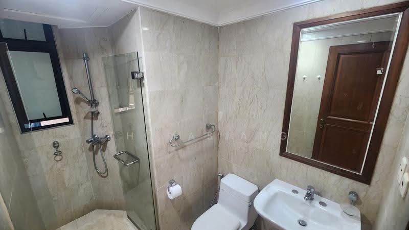 Valley Park, 473 River Valley Road, Tanglin / Holland / Bukit Timah, 3 Bedrooms, 1,249 sqft, Condominium For Rent, by Thomas Ang, 24047032 - Bathroom - PropertyGuru.com.sg