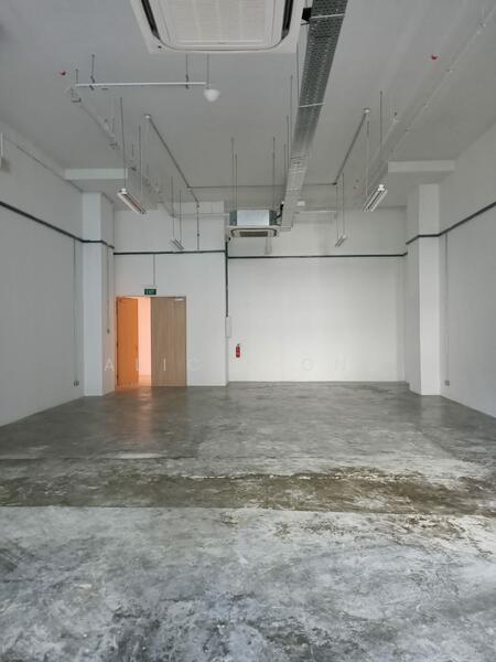 Interlocal Centre, 100G Pasir Panjang Road, 1,984 sqft, Light Industrial (B1) For Rent, by Alicia Ong, 24048663 - CommercialGuru.com.sg