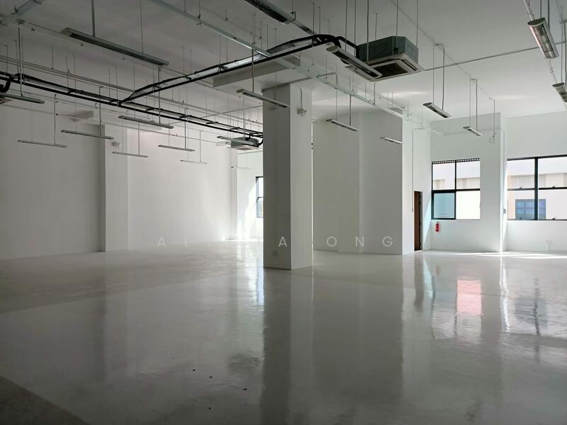 Interlocal Centre, 100G Pasir Panjang Road, 1,984 sqft, Light Industrial (B1) For Rent, by Alicia Ong, 24048663 - CommercialGuru.com.sg