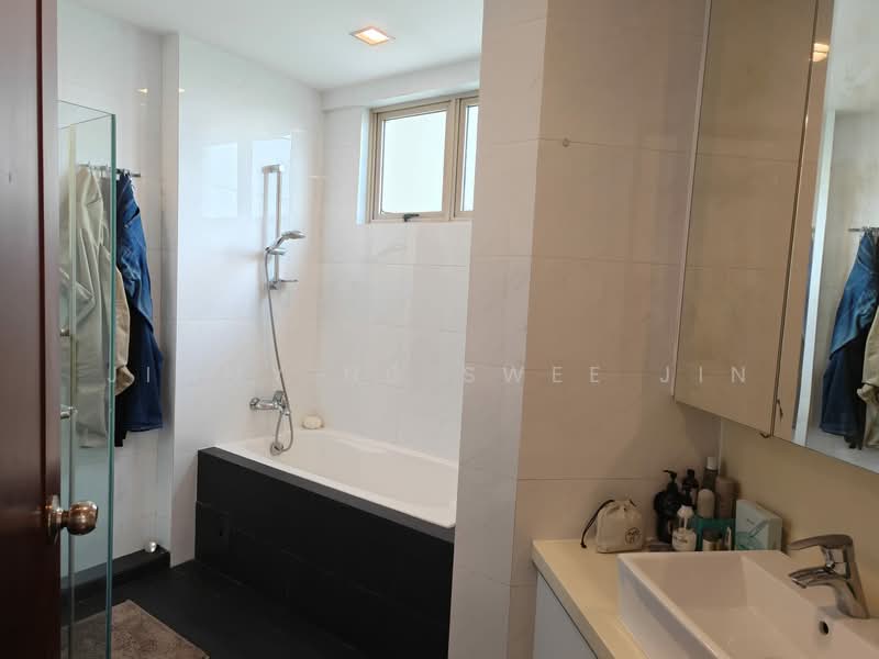 Costa Rhu, 9 Rhu Cross, 2 Bedrooms, 1,399 sqft, Condominium For Rent, by Jimmy Ng Swee Jin, 24048942 - Master Bedroom attached toilet - PropertyGuru.com.sg