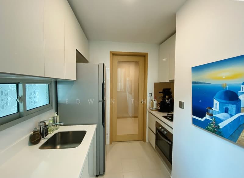 Tree House, 60 Chestnut Avenue, 2 Bedrooms, 861 sqft, Condominium For Rent, by Edwin Tham, 24049631 - Enclosed Kitchen - PropertyGuru.com.sg