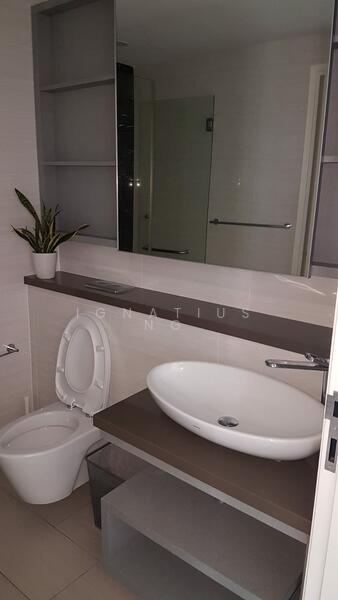 For Rent - Sky Green