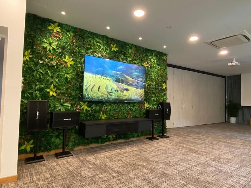 South Bridge Road, South Bridge Road, Boat Quay / Raffles Place / Marina, 6,068 sqft, Office For Rent, by Richard Jany, 24050225 - CommercialGuru.com.sg