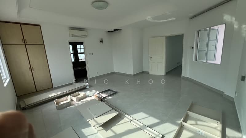 Sembawang Hills Estate, Sembawang Hills Drive, 4 Bedrooms, 3,200 sqft, Detached House For Rent, by Eric Khoo, 24051996 - PropertyGuru.com.sg